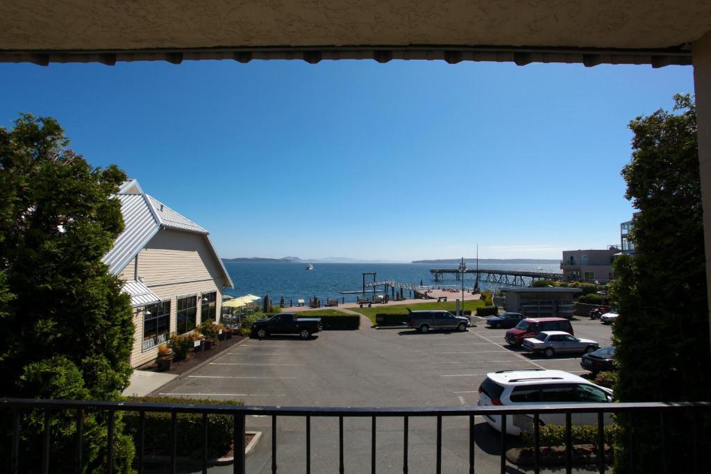 Sidney Waterfront Inn & Suites Oda fotoğraf